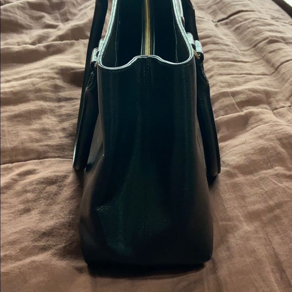 Kate Spade Handbag. New Condition! - Picture 2 of 16